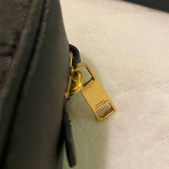 Marc Jacobs Liason Crossbody - Picture 4 of 7